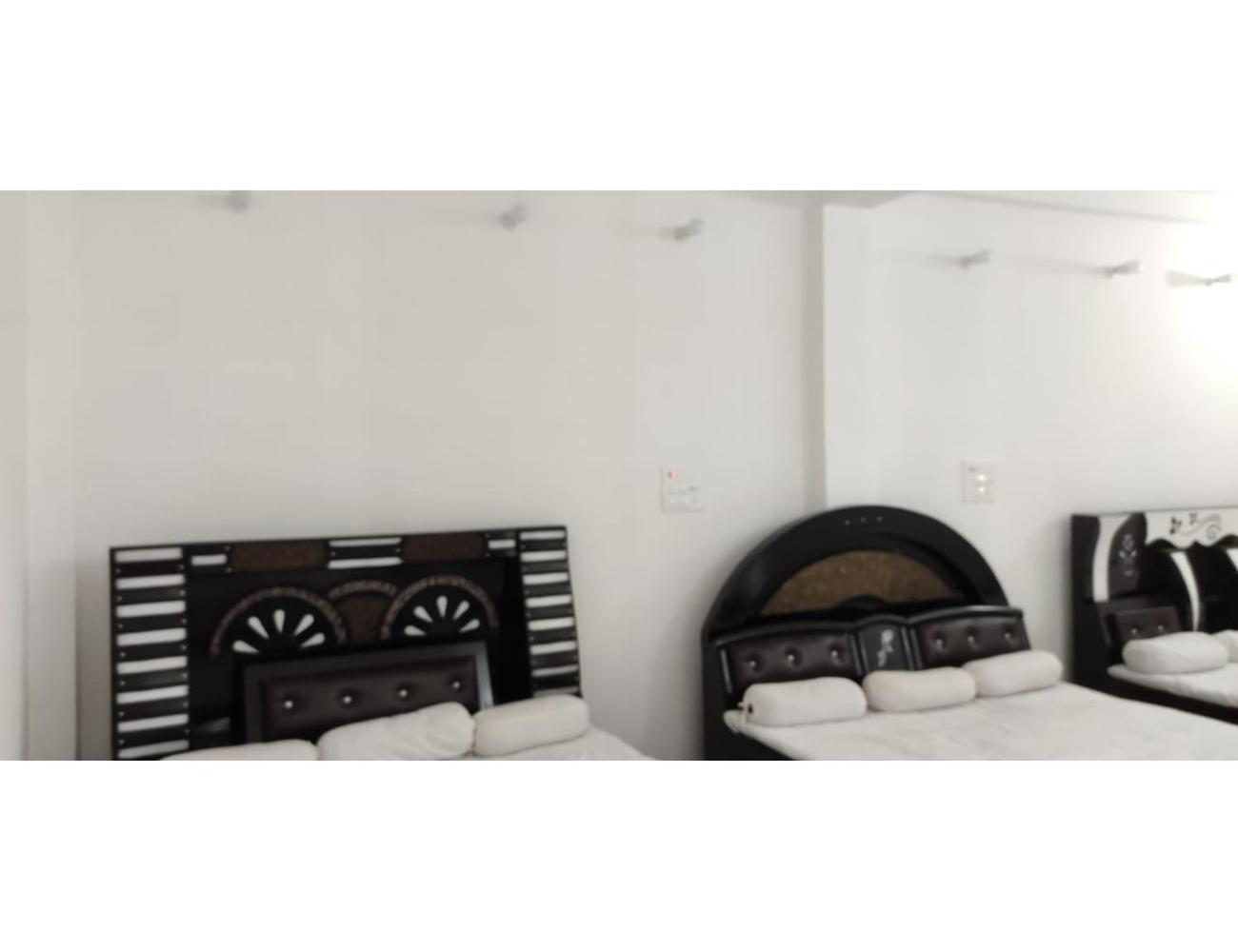 Hotel Shri Nivasa Inn, Kothi Godarpura 外观 照片